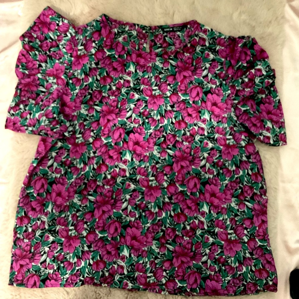 Short Sleeve Floral Blouse with Ruffle Sleeves